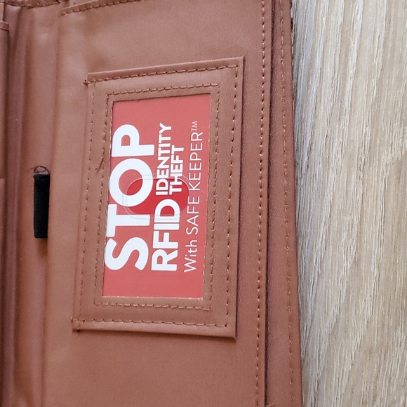 Ladies RFID wallet - Picture 6 of 14